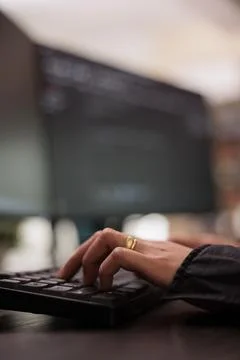 System engineer writing programming language Stock-Fotos