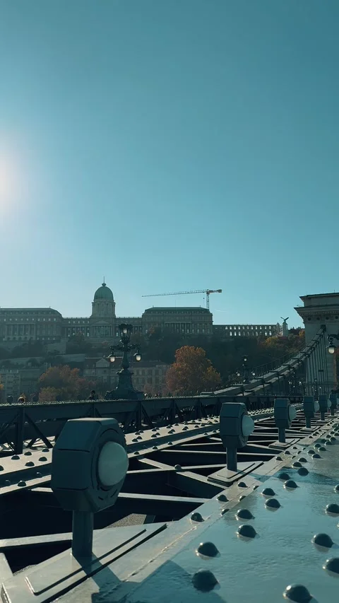 Szechenyi Chain Bridge 4 Stock-Footage 327133899