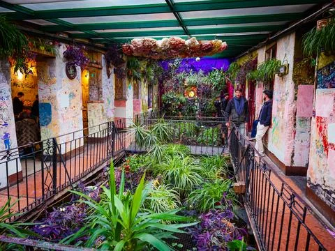 Szimpla Kert in Budapest, interior of unique ruin pub design, eclectic decor Fotos Stock