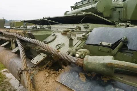 T-72 tank testing at proving ground overall view with hull and turret details Foto stock