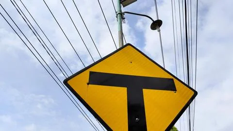 T-Intersection Road Sign, T-junction 库存照片