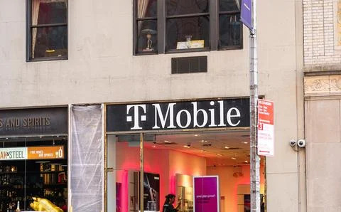 T-Mobile is the second largest wireless carrier in the United States. Foto stock