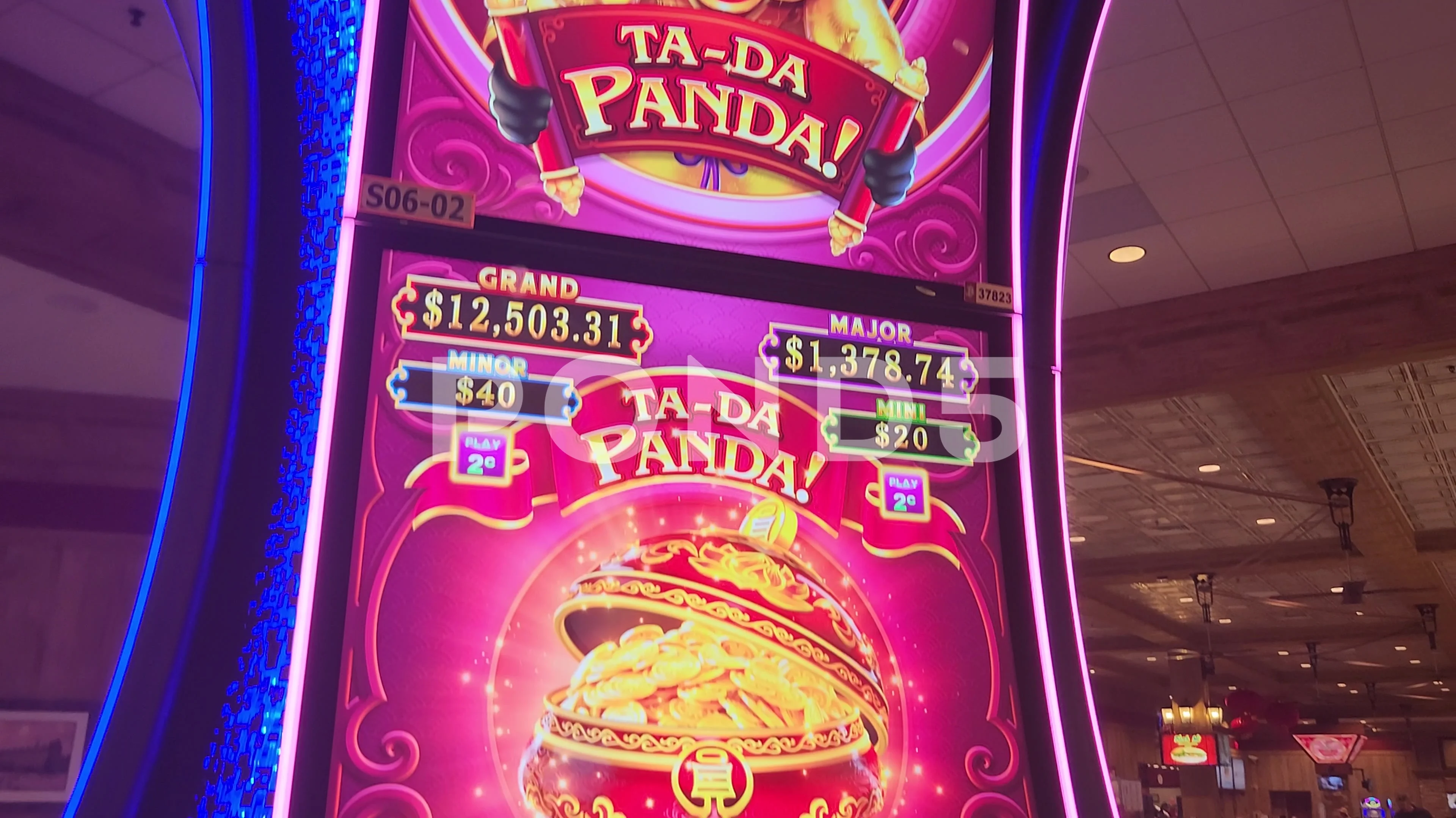 ta da panda slot machine