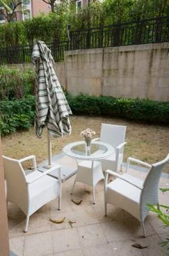Table and chairs Stock Photos