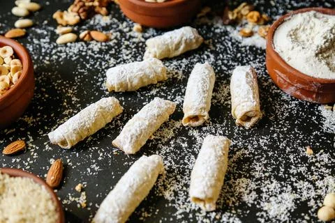 Table With Array of Food Bowls Fotos de archivo
