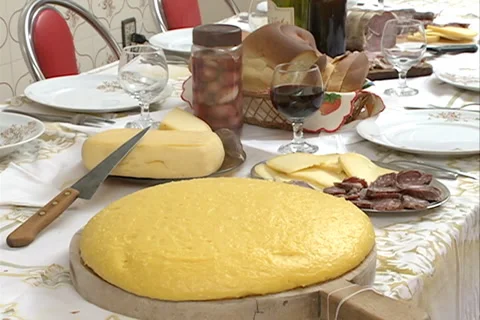 Table with colonial products 库存影片 37625959