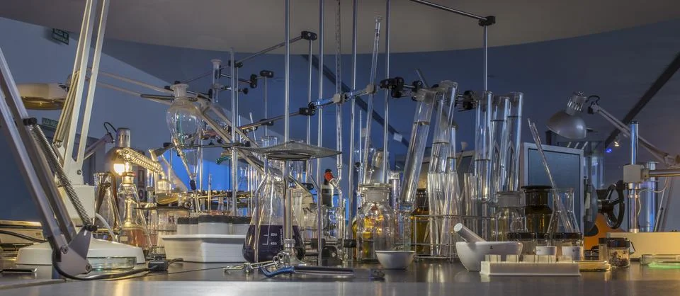 Table of a laboratory of Marine Sciences Foto stock