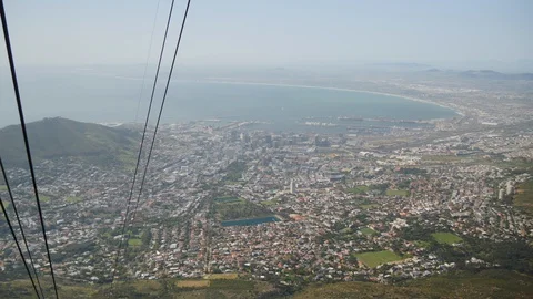 Table mountain cable carts. Vacation and Travel. Vídeo Stock 127971405