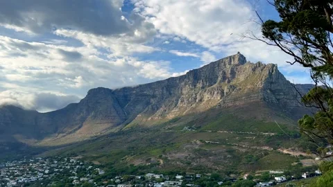 Table Mountain in Cape Town, South Africa. Video stock 336648305