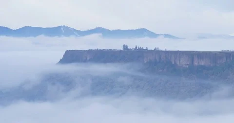 Table Rock Oregon Time Lapse with fog forground Stock Footage 72995370