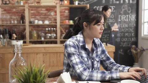 Table service conversation in shop store concept Video stock 109161341