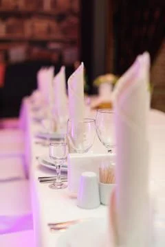 Table set for an elegant dinner in a restaurant Foto stock