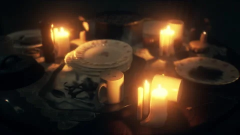 Table setting in candlelight at night Vídeos de archivo 237598425