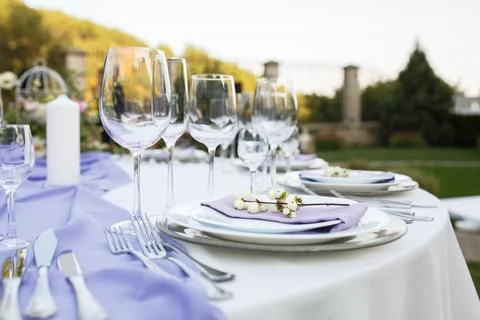 Table setting at a luxury wedding or another catered event Stock Photos