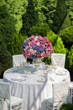 Table setting at a luxury wedding reception Stock Photos