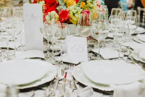 Table setup, wedding guest table, reception layout rustic and vintage Stock Photos