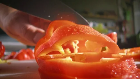 Table top food slow motion Stockbeeldmateriaal 75595233