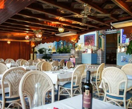 Tables in the restaurant. Stockfoto's