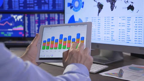 Tablet and Data  스톡 동영상 200830494