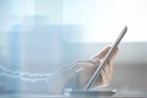 Tablet computer user Stock Photos