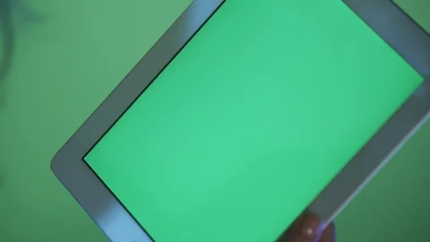 Tablet with green Vidéo 112106376