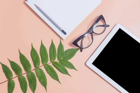 Tablet mockup on beige work desk business home office concept Stock-Fotos