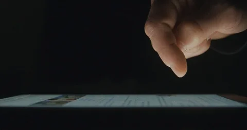 Tablet scrolling and typing slow motion 4K Видео 103495490