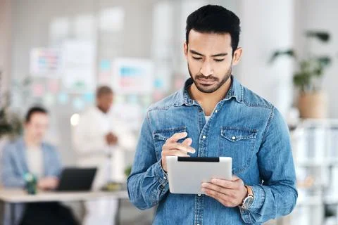 Tablet, web design and man developer typing and working startup website Foto stock
