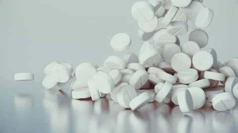 Tablets Falling in Slow Motion, 3d Animation 4k Vidéo 64295183