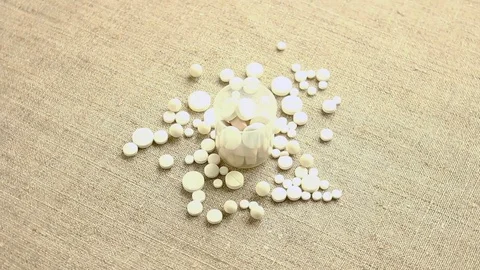 Tablets, measured glass. Video stock 85396499