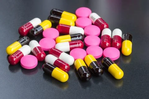 Tablets pills capsule Stock Photos