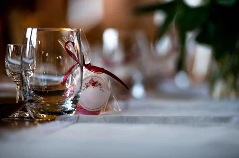 Tableware and table decorations at celebrations Foto stock