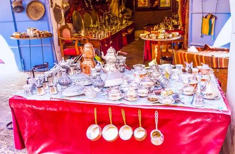 The tablewear Photos