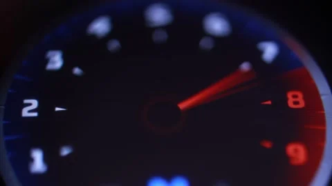 Tachometer on the screen of the modern car dashboard. Vidéo 148074672