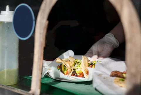 Tacos Being Served Fotos Stock