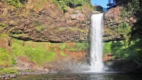 Tad E Tu Waterfall, Bolaven plateau, Laos Stock-Footage 129207138