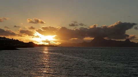 Tahiti Sunset Video stock 100983032