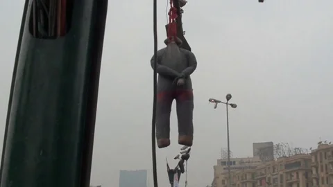 Tahrir Square hosts the crowds of change Stock Footage 114761781