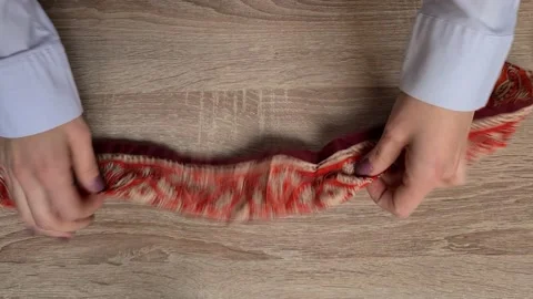 Tailor Cuts Fabric Vidéo 154896278