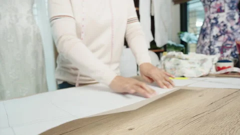 Tailor drawing Stock Footage 164650778