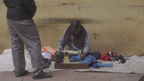 Tailor in Old Delhi Video stock 77238002