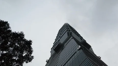 Taipei 101 tower on a cloudy day, bad weather in taiwan Stock Footage 124705587