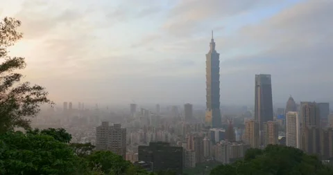 Taipei at dusk Stock Footage 161860906