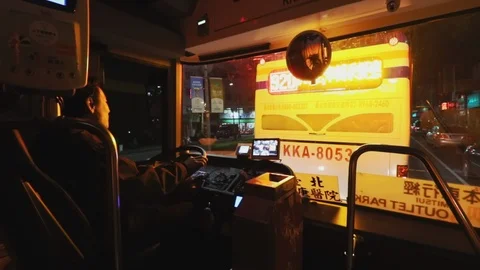 Taiwan Bus Driver accelerating the bus on green light Stock-Footage 107038451