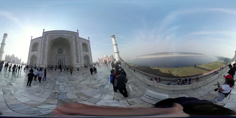 The Taj Mahal in 360 degrees Stock Footage 101980071