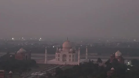 Taj Mahal at dawn Stock Footage 320642373