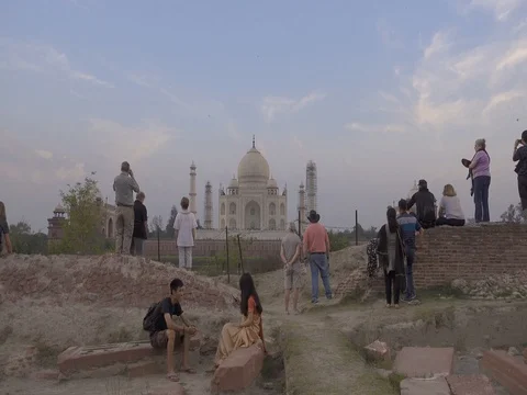 Taj Mahal Stock-Footage 80246358