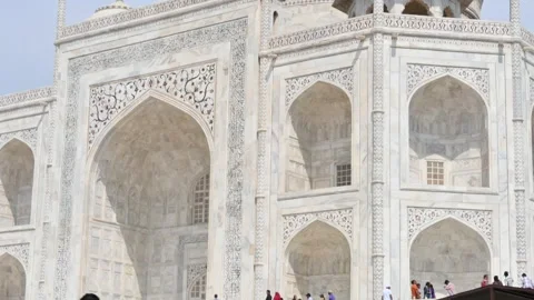 The Taj Mahal. Stockbeeldmateriaal 273484048
