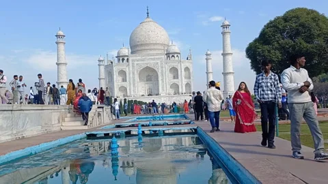 Taj Mahal Stock Footage 304495136