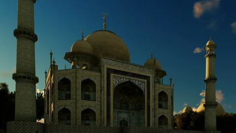 Taj Mahal front view camera panning left to right 스톡 동영상 107518497